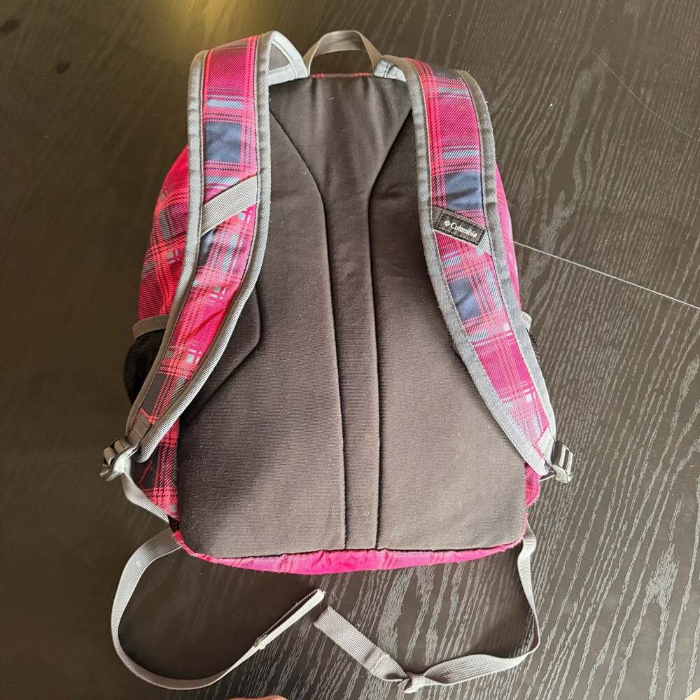 Columbia Beacon Daypack Backpack Pink Plaid Check School Hiking - Picture 3 of 9